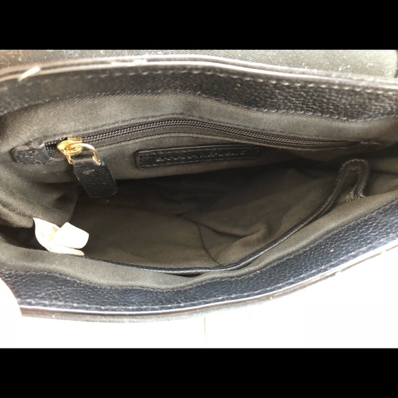 Banana Republic black cow leather purse crossbody bag Small chain neutral Womens - Picture 5 of 9